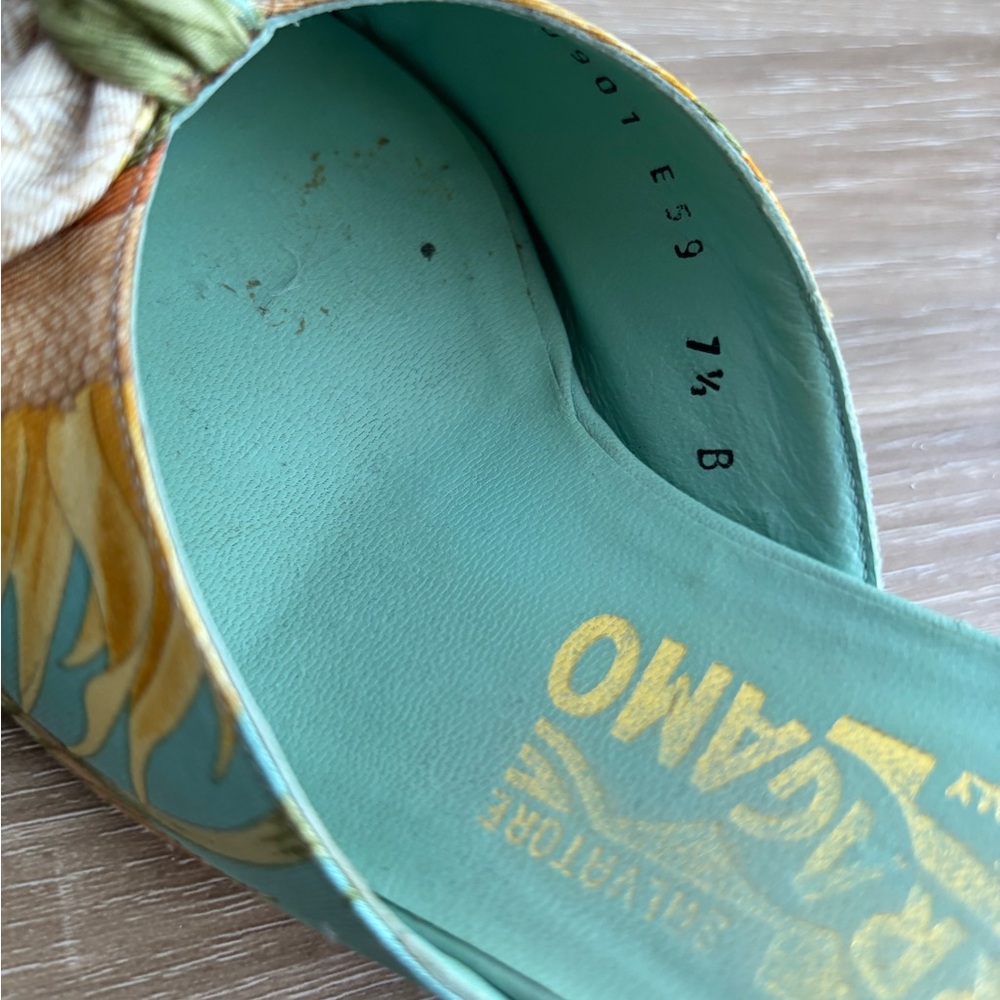 Salvatore Ferragamo Sunflower Mint Slide Sandals with Yellow Floral Knot - Picture 4 of 5